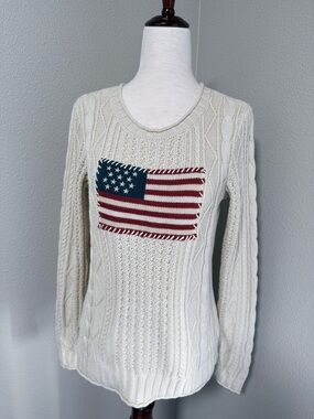 Lauren Ralph Lauren Women’s Knit Flag Sweater Beige Sz SMALL excellent Condition
